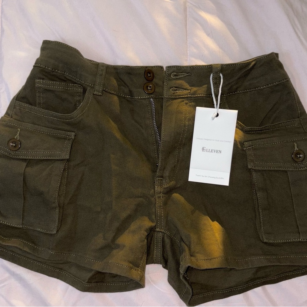 ELLEVEN Women’s High-Stretch Cargo Shorts Dark Green Large Mini Y2K High Waist